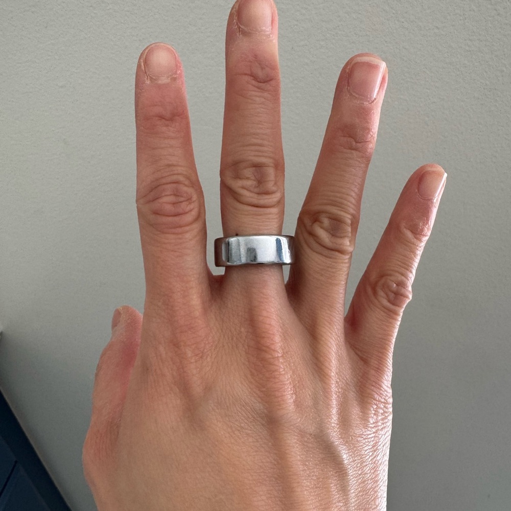 Oura Ring 4, Silver, Size 7